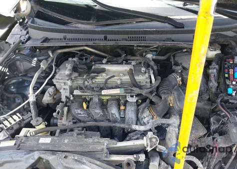 2018 Toyota Corolla Le z USA, uszkodzony, nr VIN 5YFBURHE1JP855170